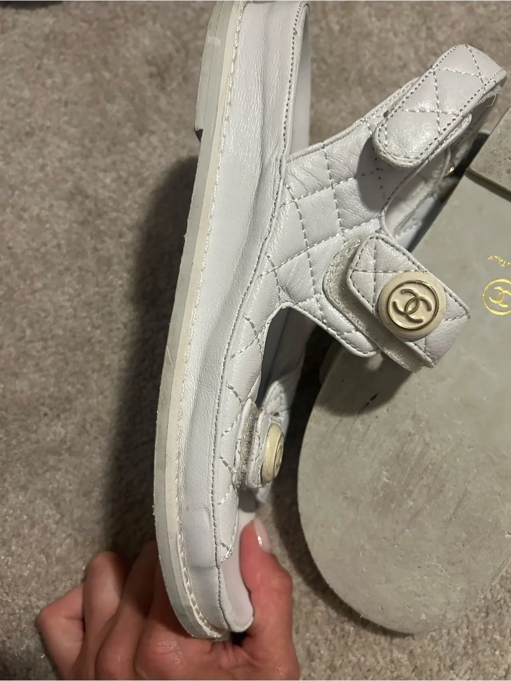 CHANEL White Quilted Kids Sandals with Gold CC Accents